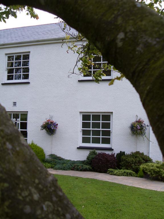 Beggars Reach Hotel Pembroke Dock Exterior photo