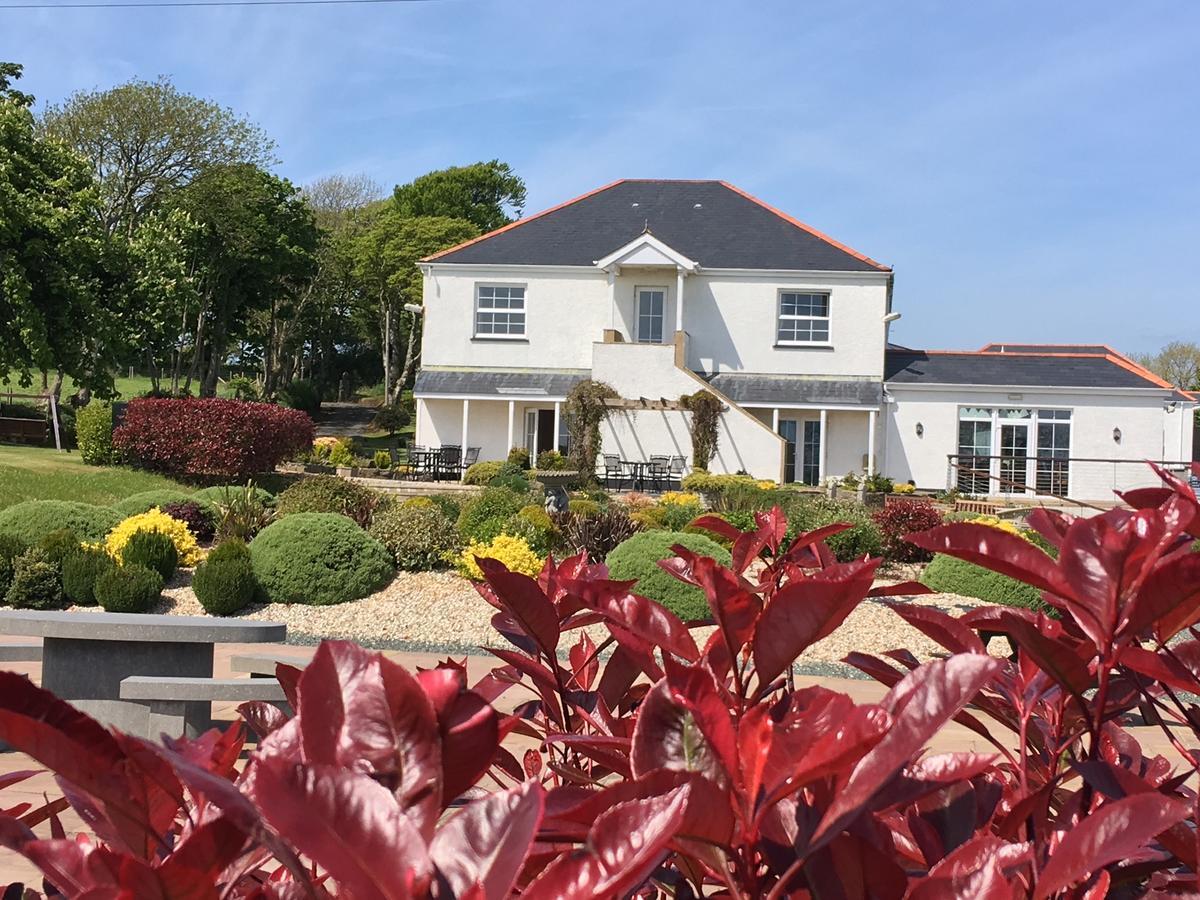 Beggars Reach Hotel Pembroke Dock Exterior photo
