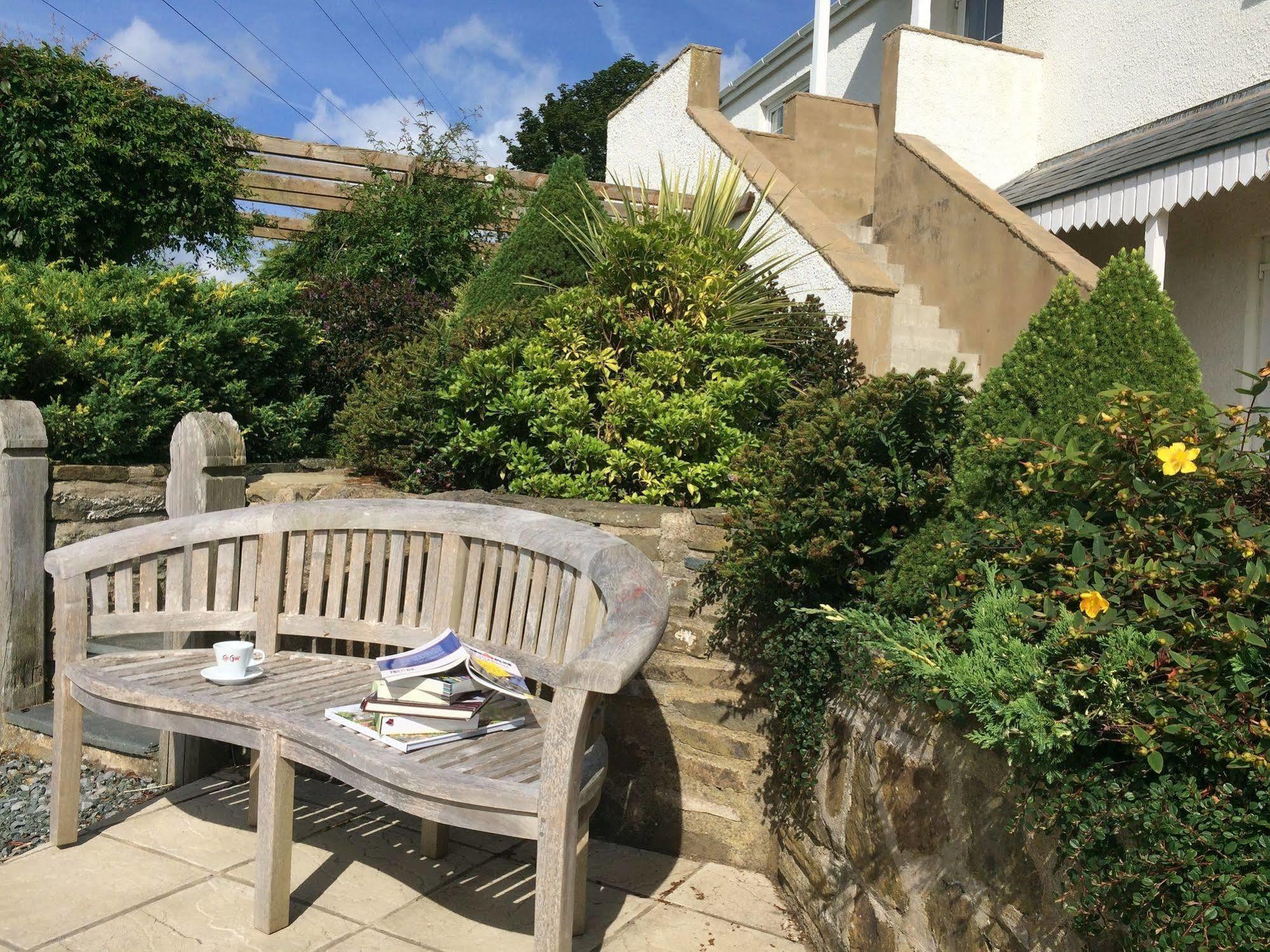 Beggars Reach Hotel Pembroke Dock Exterior photo